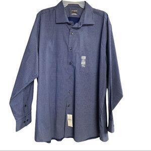 VAN HEUSEN Flex Men’s Blue/White  Plaid Shirt Size 17 32/33 New with tags.